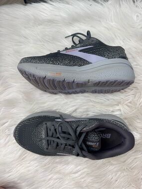 Brooks Ghost Max 2 Womens Running Shoes Grey Purple 8.5 Wide 1204201B005
